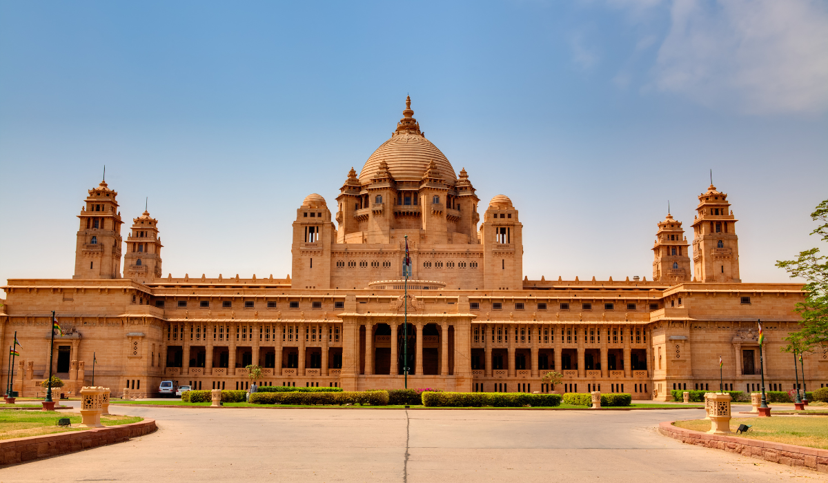 Mehrangarh Fort Jodhpur with massive walls and panoramic city view.
